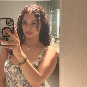 Meet your Posher, Teyah